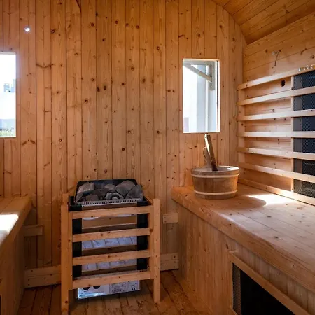 Deep Blue Porec Willa *