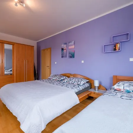 Deep Blue Porec Villa