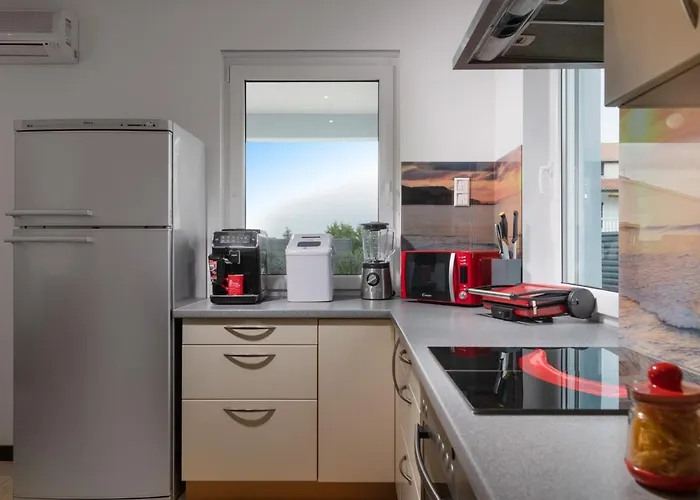 Deep Blue Porec * Musalez